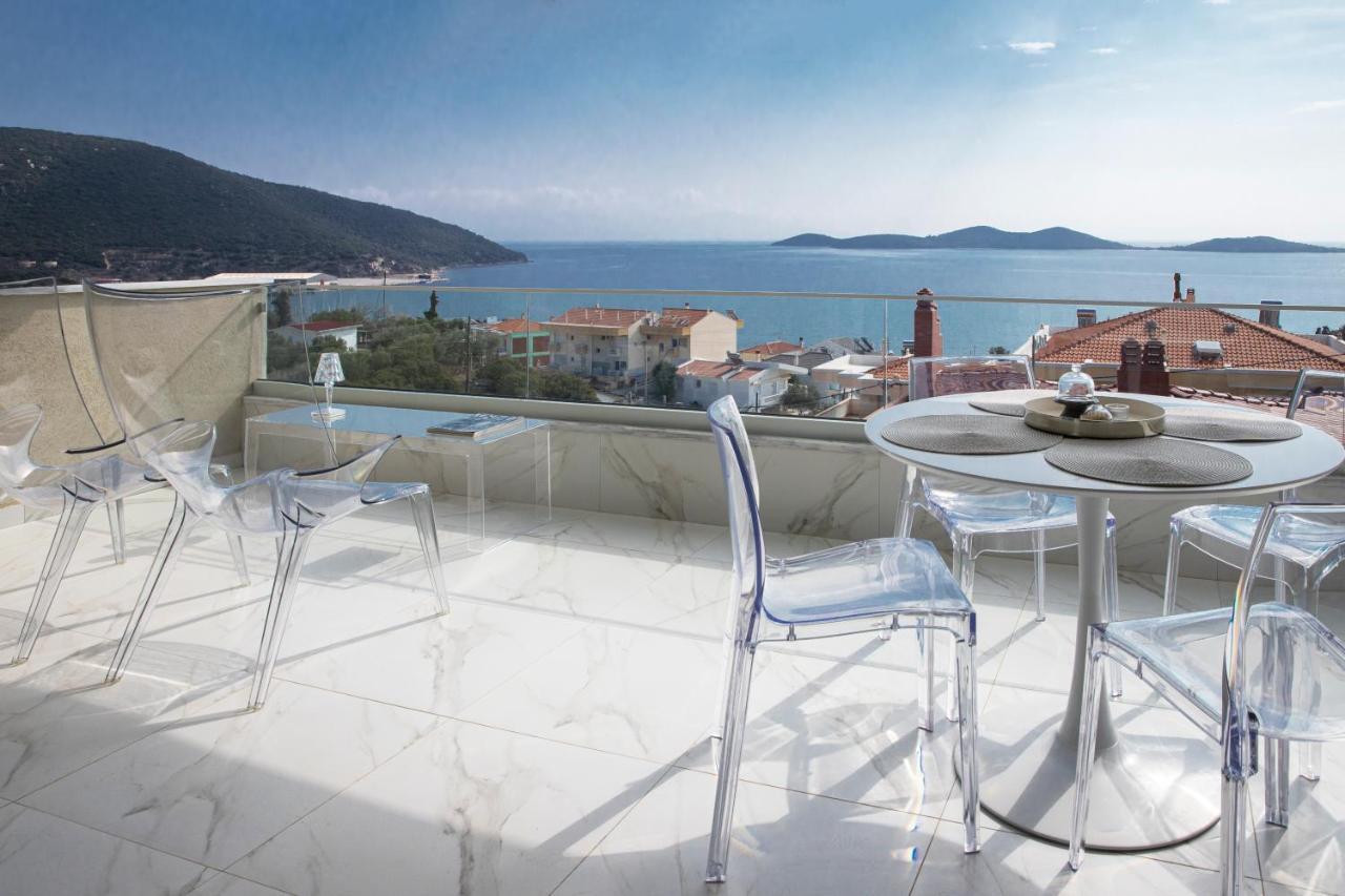 Dk Luxury Suite Néa Péramos 外观 照片
