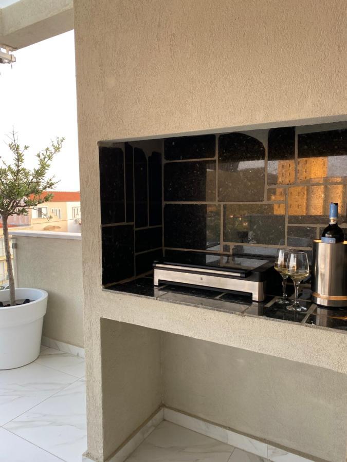 Dk Luxury Suite Néa Péramos 外观 照片
